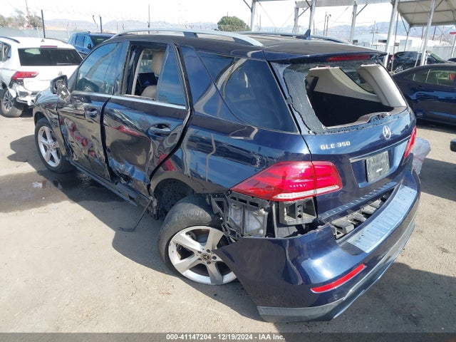 4JGDA5JB1HA938585 Mercedes-Benz m276