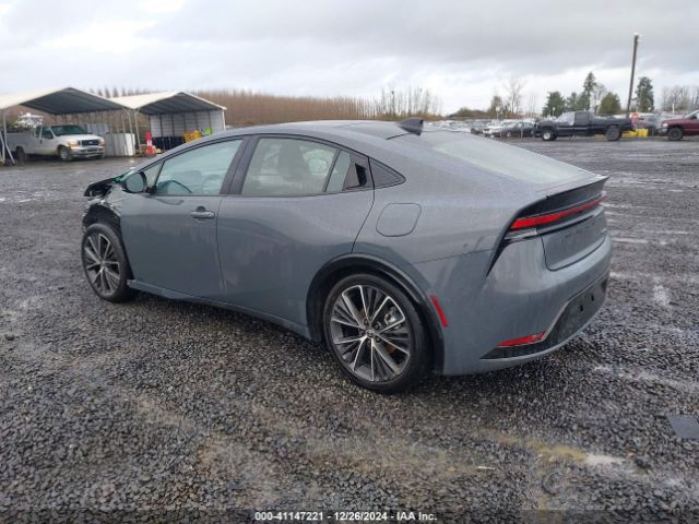 JTDADABU4R3015000 Toyota Prius Limited Awd-e