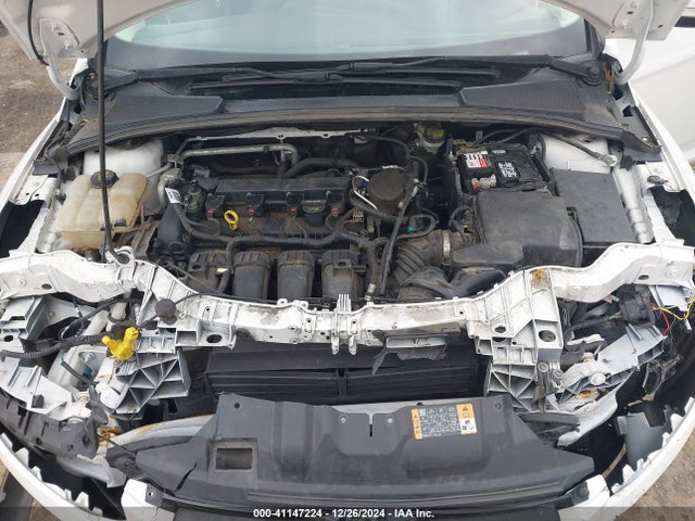 Ford Focus Titanium 2014 1FADP3J25EL355742 Image 10