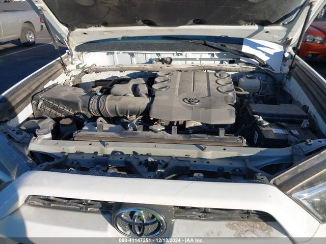 Toyota 4runner Sr5 Premium 2018 JTEBU5JR7J5525435 Image 10