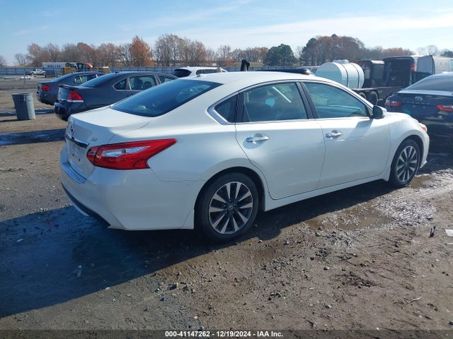 1N4AL3AP2HC262109 Nissan Altima 2.5 Sv