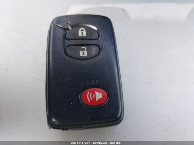 JTDKN3DU3F1997782 Toyota Prius Two
