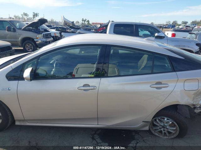 JTDKARFP6L3132892 Toyota Prius Prime Le