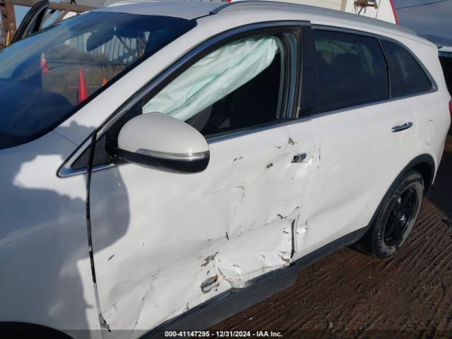 5XYPGDA53HG191074 KIA Sorento 3.3l Lx