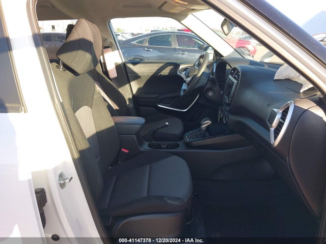 KNDJ23AU6N7180505 KIA SOUL LX
