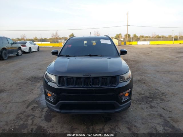 3C4NJDBB7KT595637 Jeep Compass Altitude 4x4