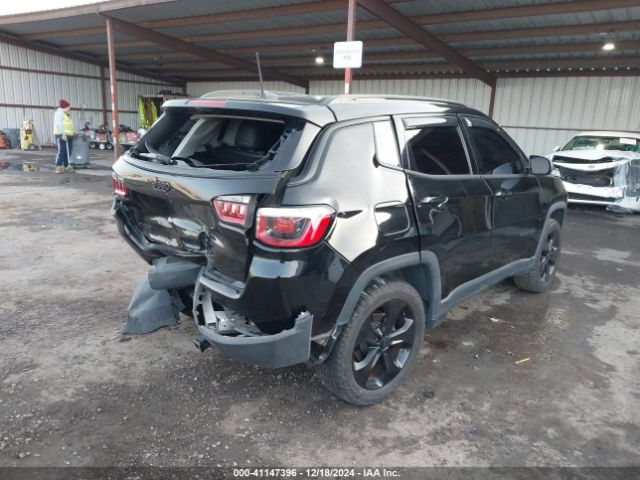 3C4NJDBB7KT595637 Jeep Compass Altitude 4x4