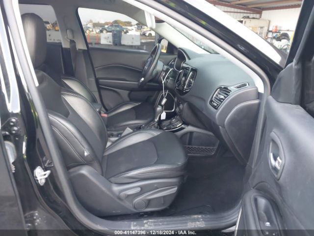 3C4NJDBB7KT595637 Jeep Compass Altitude 4x4