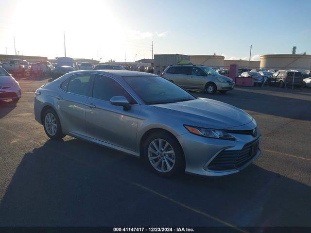 Toyota CAMRY LE 2022 4T1C11AK3NU640389 Image 1