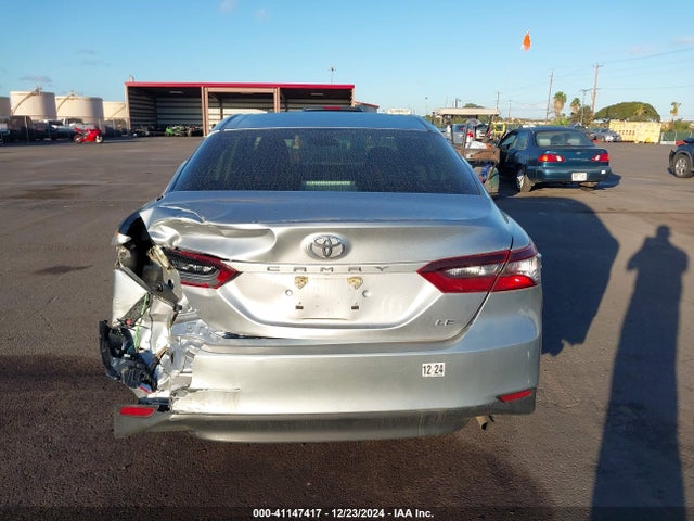 Toyota CAMRY LE 2022 4T1C11AK3NU640389 Image 17