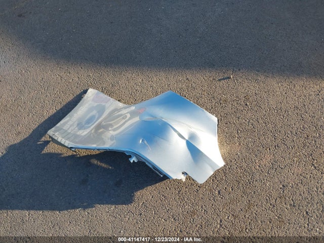 Toyota CAMRY LE 2022 4T1C11AK3NU640389 Image 12