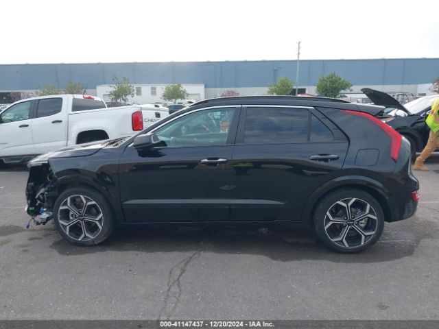 KNDCT3LE1P5038105 KIA Niro Sx Touring