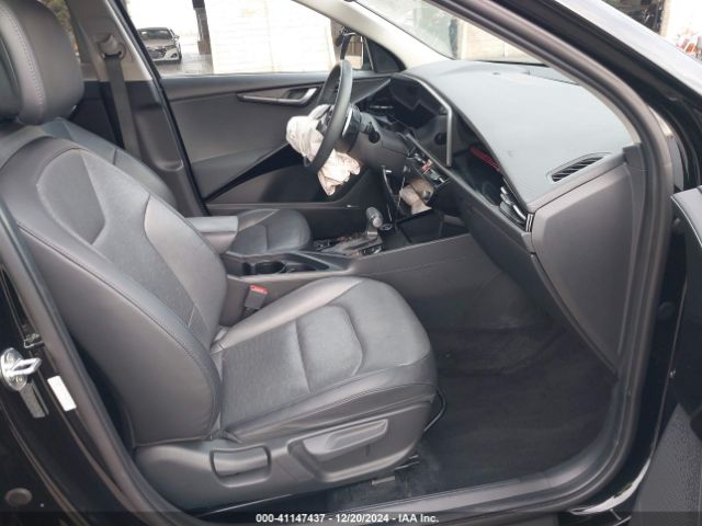 KNDCT3LE1P5038105 KIA Niro Sx Touring