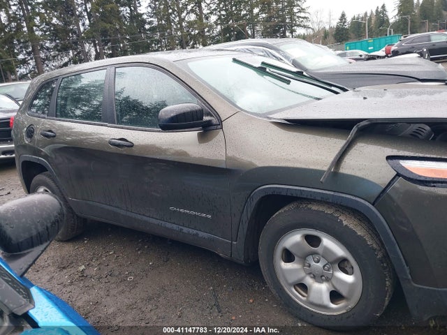 1C4PJLAB0FW516331 Jeep Cherokee Sport