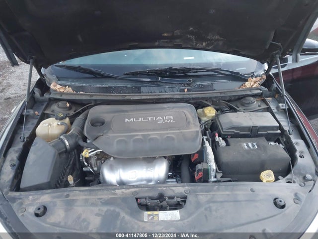 Chrysler 200 C 2015 1C3CCCCB5FN557876 Image 10