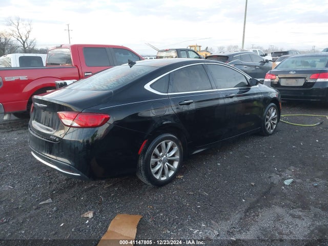 Chrysler 200 C 2015 1C3CCCCB5FN557876 Image 4
