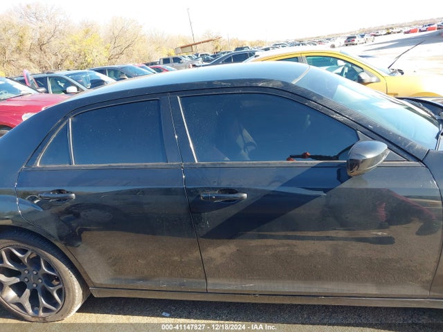Chrysler 300 Touring 2019 2C3CCAAG3KH676001 Image 13