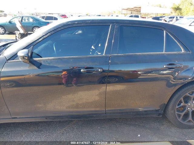 Chrysler 300 Touring 2019 2C3CCAAG3KH676001 Image 14