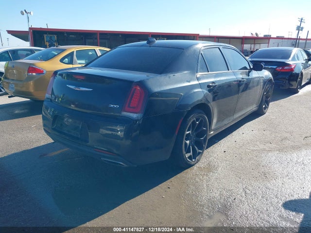 Chrysler 300 Touring 2019 2C3CCAAG3KH676001 Image 4