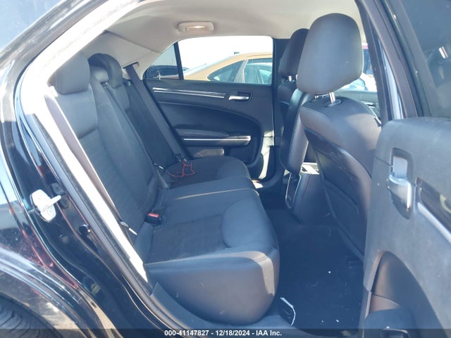 Chrysler 300 Touring 2019 2C3CCAAG3KH676001 Image 8