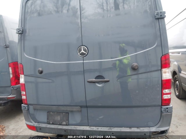 WD3PE7CD1JP648117 Mercedes-Benz Sprinter 2500 Standard Roof V6