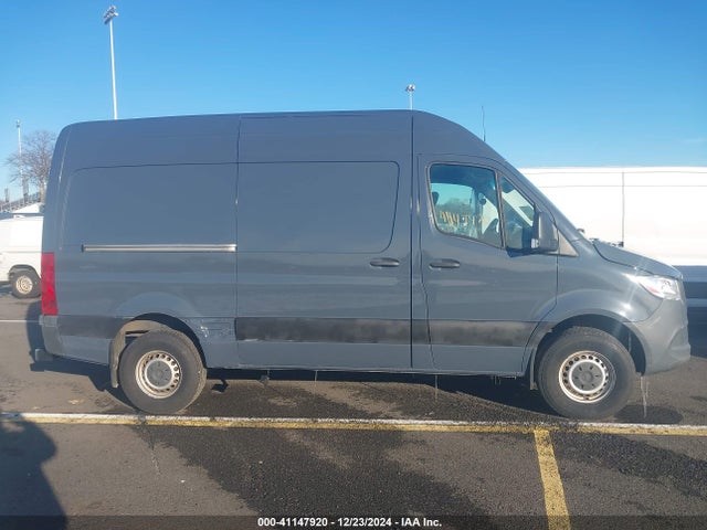 WD4PF0CD1KP103259 Mercedes-Benz Sprinter 2500 High Roof V6/standard Roof V6