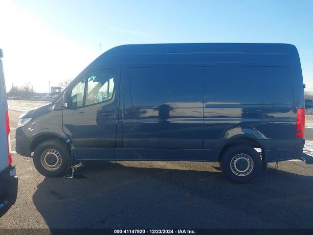 WD4PF0CD1KP103259 Mercedes-Benz Sprinter 2500 High Roof V6/standard Roof V6