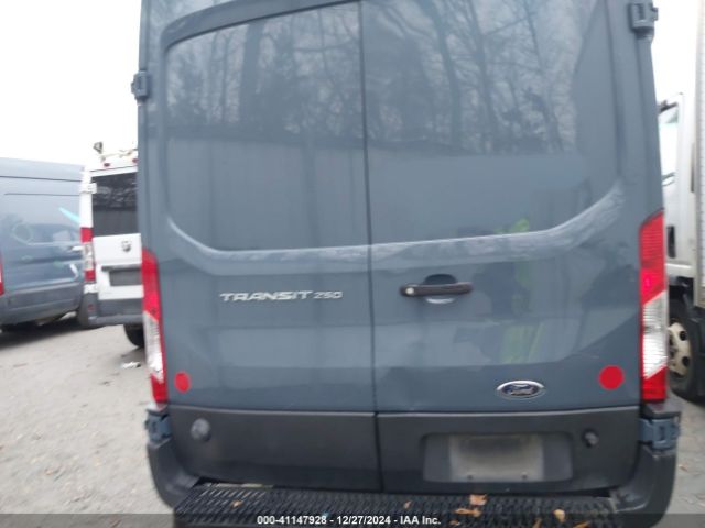 1FTYR3XM1KKB33456 Ford Transit-250