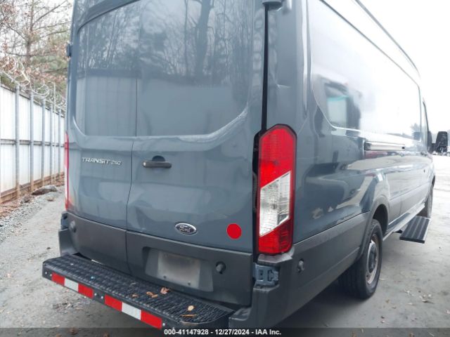 1FTYR3XM1KKB33456 Ford Transit-250