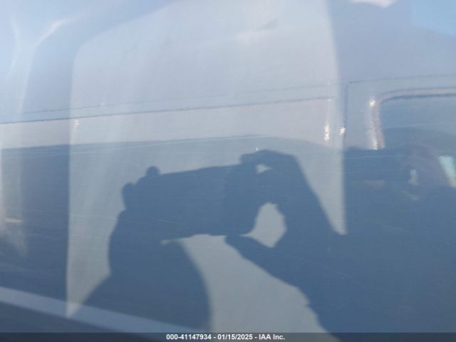 3C6URVJGXLE124697 RAM Promaster 3500 Cargo Van High Roof 159 Wb Ext