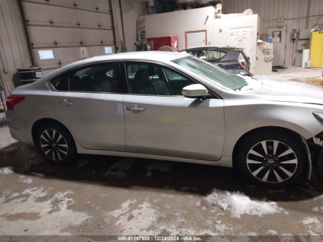 1N4AL3AP6HC170632 Nissan Altima 2.5 Sl