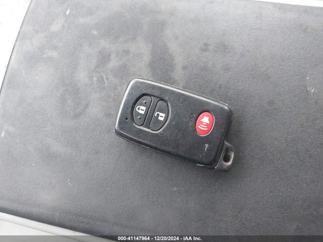 Toyota Prius V Two 2014 JTDZN3EU3E3331117 Image 11