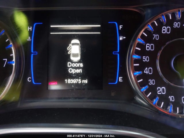 Chrysler 200 Limited 2015 1C3CCCAB5FN615410 Image 15