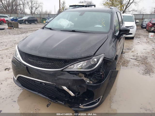 Chrysler Pacifica Touring L 2019 2C4RC1BG3KR613432 Image 2