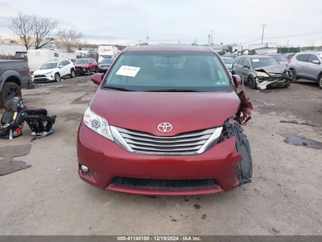 5TDDZ3DC5HS185460 Toyota Sienna Xle 7 Passenger