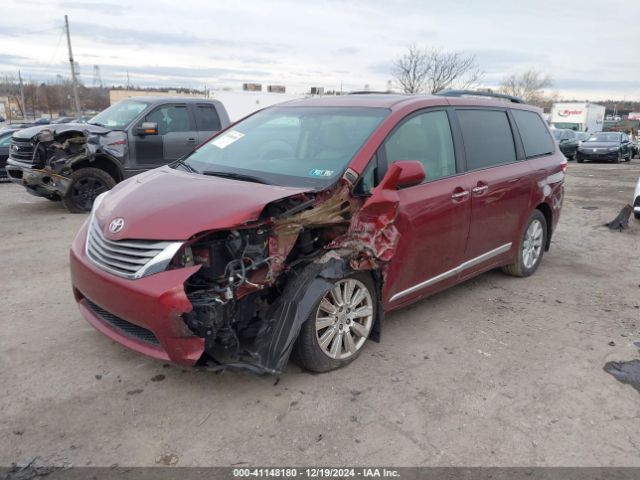 5TDDZ3DC5HS185460 Toyota Sienna Xle 7 Passenger