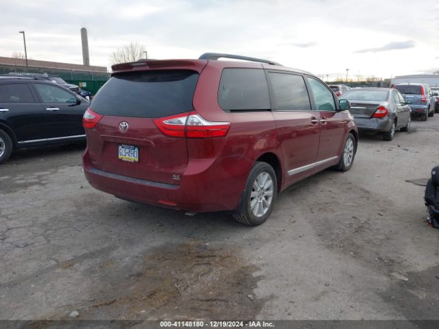 5TDDZ3DC5HS185460 Toyota Sienna Xle 7 Passenger