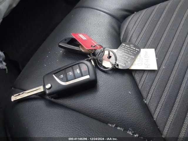4T1B11HK8JU521359 Toyota CAMRY SE