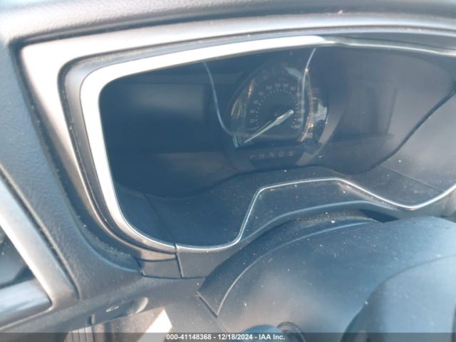 3FA6P0HD0JR195943 Ford FUSION SE
