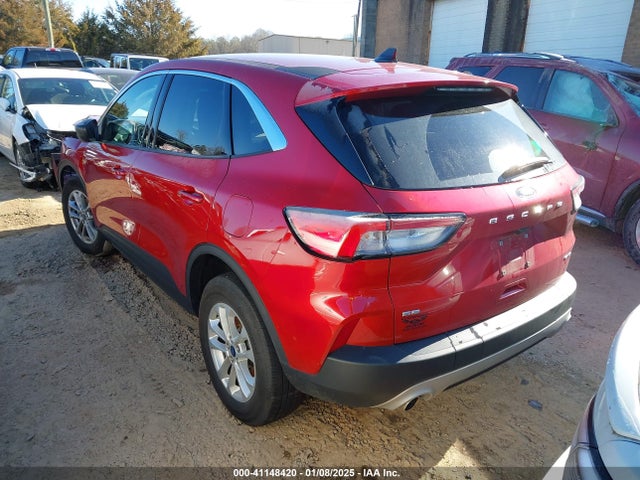 1FMCU9G60NUB94542 Ford ESCAPE SE