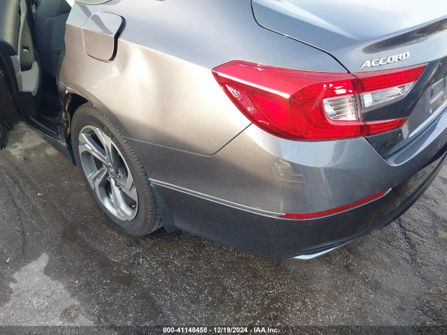 Honda ACCORD EX 2018 1HGCV1F4XJA249420 Image 17