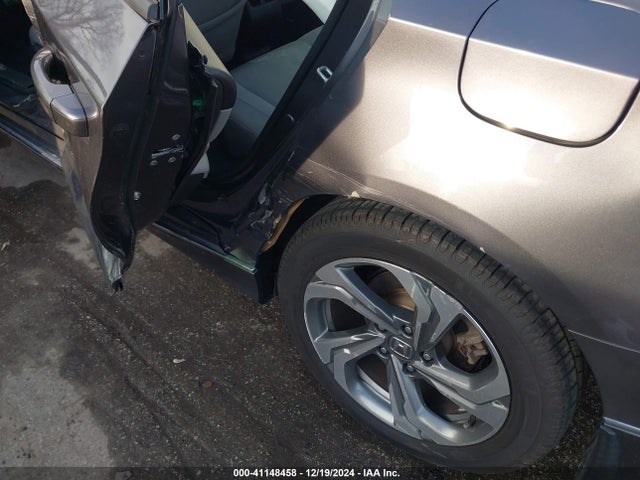 Honda ACCORD EX 2018 1HGCV1F4XJA249420 Image 18