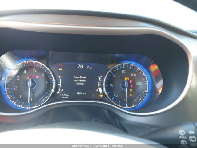 2C4RC1FG8MR555699 Chrysler Pacifica Touring