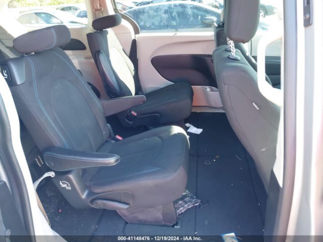 2C4RC1FG8MR555699 Chrysler Pacifica Touring