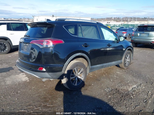2T3RFREV3GW488378 Toyota Rav4 Xle