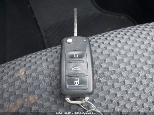 3VW1K7AJ9EM369584 Volkswagen Jetta 2.0l S