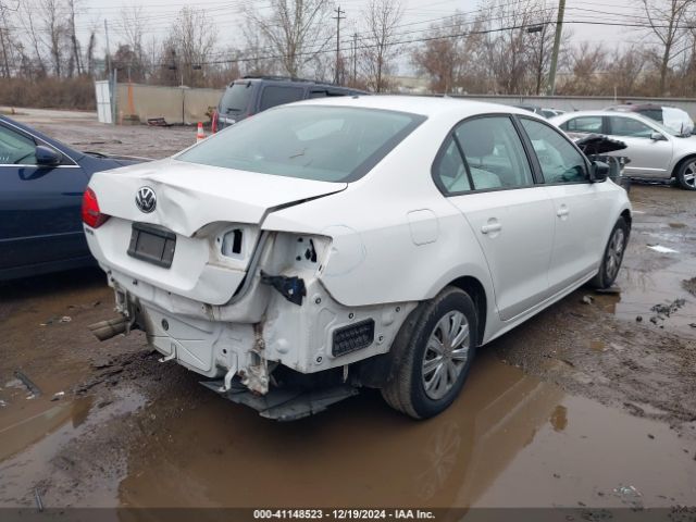 3VW1K7AJ9EM369584 Volkswagen Jetta 2.0l S