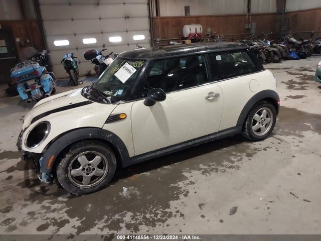 2009 MINI COOPER WMWMF33589TW79467 Photo 1