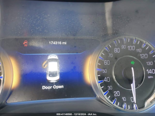 Chrysler 200 C 2015 1C3CCCCB3FN593694 Image 15