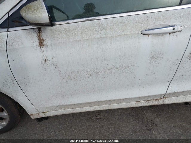 1C3CCCCB3FN593694 Chrysler 200 C
